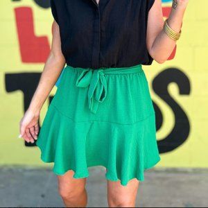 Green Crinkled Waist Tie Belted Skort